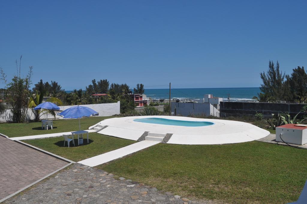 Hotel Azulejos Playa Chachalacas Exterior photo